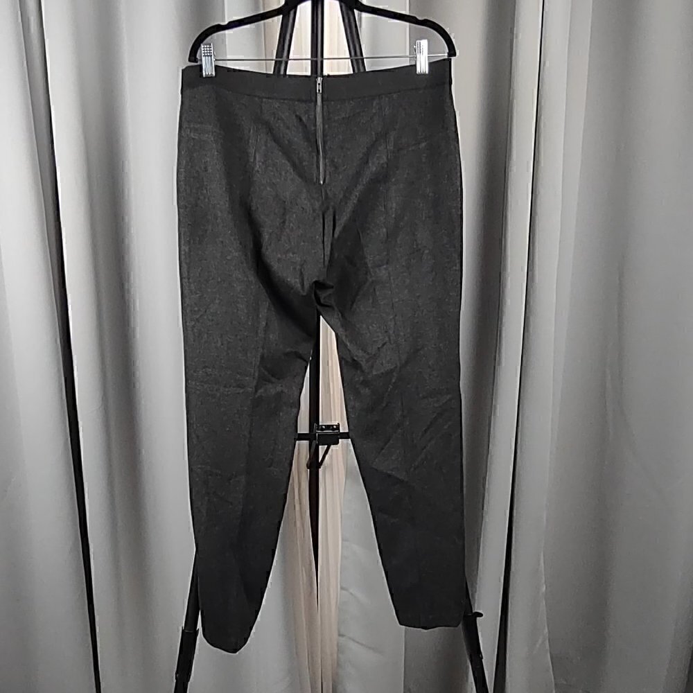 Gibson Latimer Women's Back Zip Gray Slacks Size Large - Picture 3 of 10